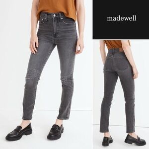 Madewell The Petite Perfect Vintage Jean in Bartlett Wash: Ripped Edition • 27P
